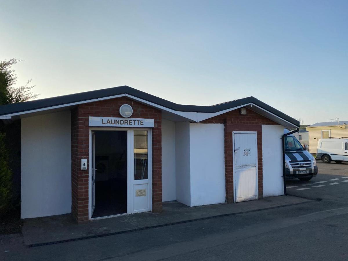 Violeta Turnberry Caravan Екстериор снимка